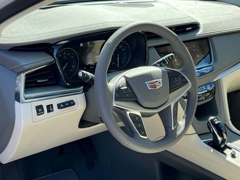 New 2026 Cadillac XT5 Premium Luxury w/ Driver Assist Package image 5