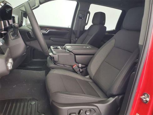 New 2026 GMC Sierra 1500 Elevation image 6
