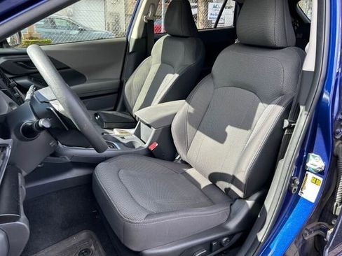 Used 2024 Subaru Crosstrek 2.0i Premium image 6