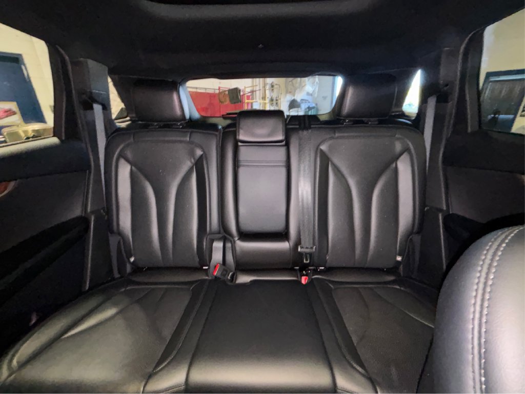 Used 2020 Lincoln Nautilus Reserve AWD/4WD image 25
