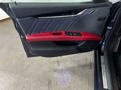 Used 2021 Maserati Ghibli S GranLusso image 29