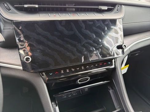 New 2026 Jeep Grand Cherokee Limited image 16