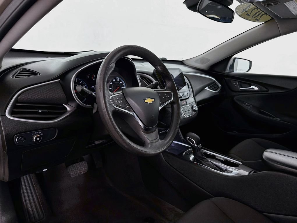 Used 2024 Chevrolet Malibu LT FWD image 14
