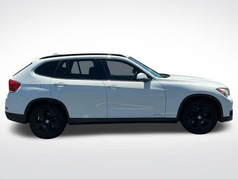 Used 2015 BMW X1 sDrive28i RWD image 7