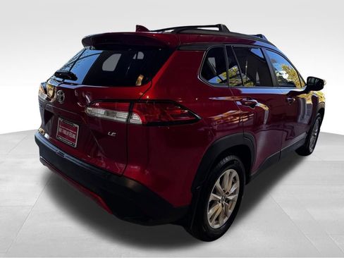 Certified 2024 Toyota Corolla Cross LE image 7