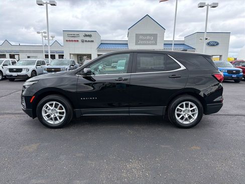 Used 2023 Chevrolet Equinox LT AWD/4WD image 2