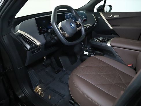 Certified 2025 BMW iX xDrive50 w/ Premium Package image 18
