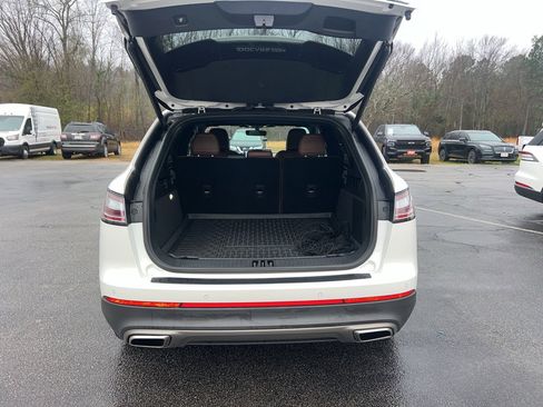 Used 2023 Lincoln Nautilus Reserve w/ Luxury Package image 31