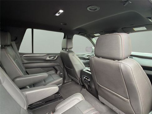 Used 2021 Chevrolet Tahoe RST w/ Luxury Package AWD/4WD image 21