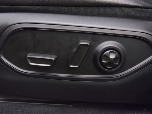 New 2026 Jeep Grand Cherokee Limited w/ Limited Altitude Package image 35