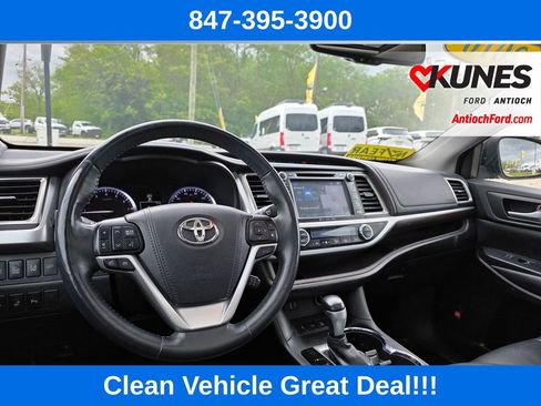 Used 2016 Toyota Highlander Limited Platinum AWD/4WD image 14