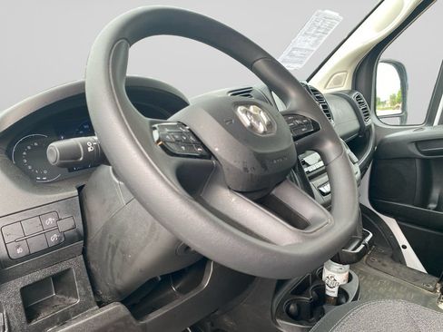 Used 2025 RAM ProMaster 2500 w/ U-Haul Equipment Group FWD image 13