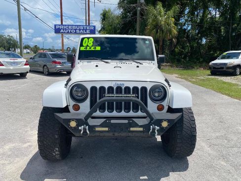 Used 2008 Jeep Wrangler Unlimited Rubicon w/ PWR Convenience Group AWD/4WD image 3