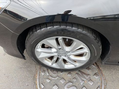 Used 2018 Honda Accord LX image 10