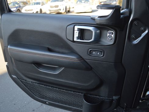 Used 2021 Jeep Gladiator Mojave image 13