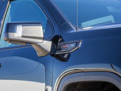 New 2025 GMC Sierra 1500 AT4X image 3