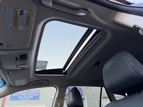 Used 2017 Subaru Outback 3.6R Limited AWD/4WD image 36