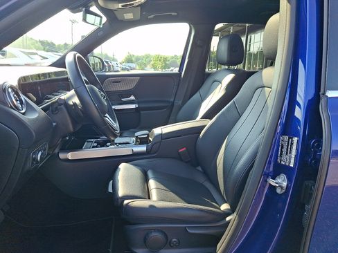 Used 2022 Mercedes-Benz GLB 250 4MATIC image 13