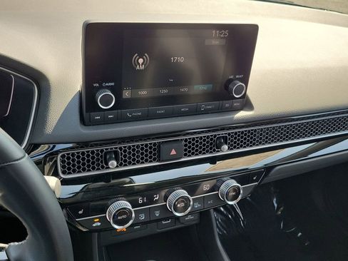 Used 2024 Honda Civic EX-L image 13