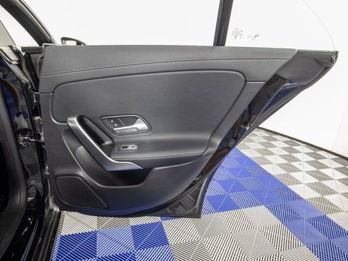 Used 2025 Mercedes-Benz CLA 250 image 15