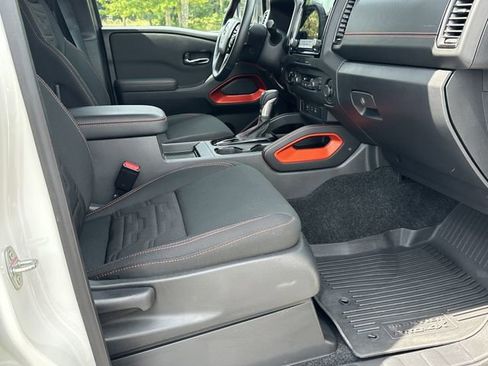 Certified 2024 Nissan Frontier PRO-4X w/ Technology Package AWD/4WD image 15
