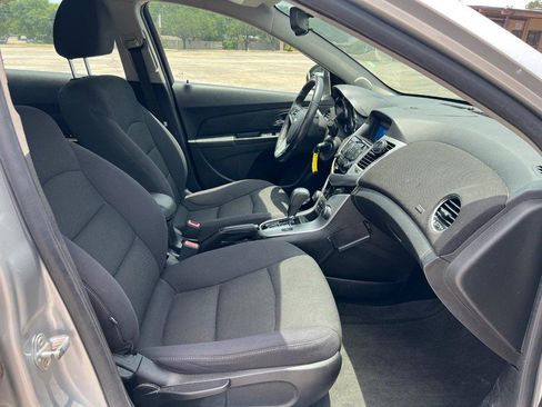 Used 2012 Chevrolet Cruze LT w/ RS Package FWD image 10