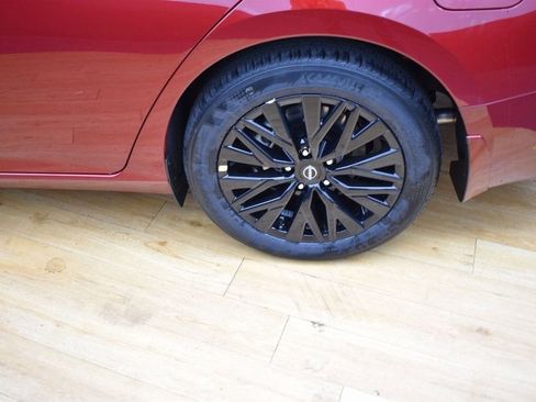 New 2025 Nissan Altima 2.5 SV w/ SV Special Edition Package image 5