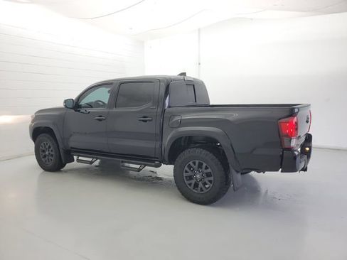 Used 2023 Toyota Tacoma SR5 w/ Technology Package AWD/4WD image 7