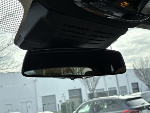 Certified 2024 BMW X5 xDrive40i w/ M Sport Package image 27