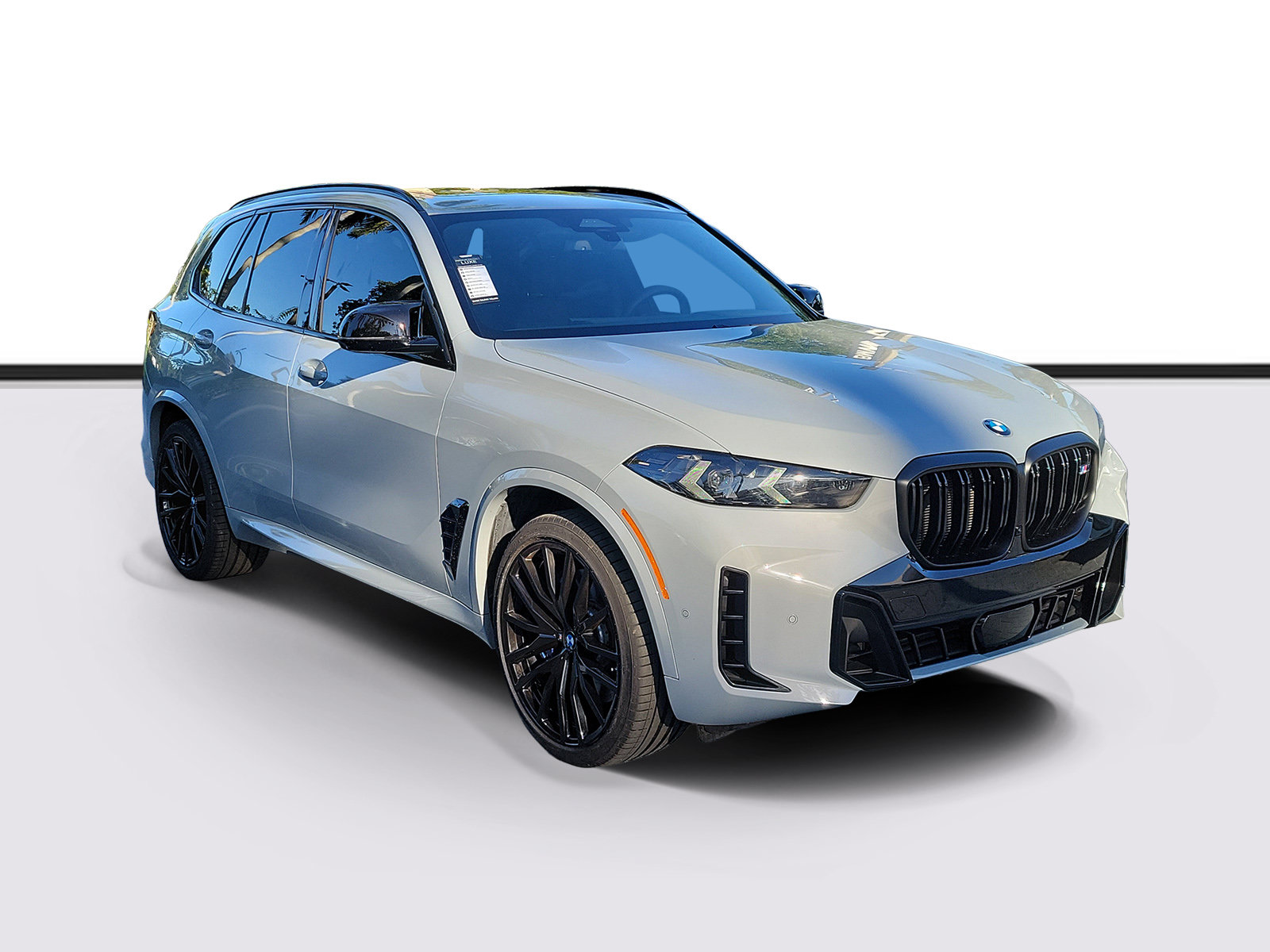 Certified 2025 BMW X5 M60i w/ Executive Package AWD/4WD image 1