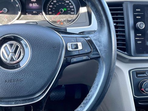 Used 2018 Volkswagen Atlas SE FWD image 19