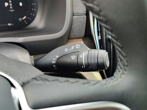 New 2026 Volvo XC90 B6 Plus image 17