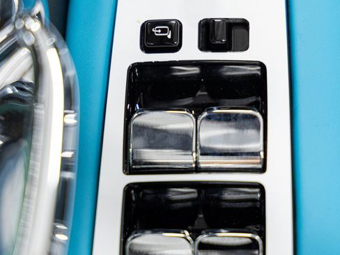 New 2026 Rolls-Royce Cullinan Black Badge image 32