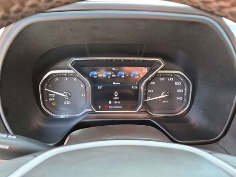 Used 2021 GMC Yukon SLT w/ SLT Premium Package image 37