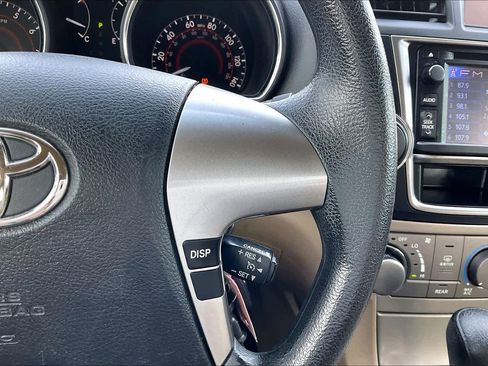 Used 2013 Toyota Highlander Plus image 24