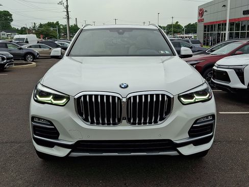Used 2021 BMW X5 sDrive40i RWD image 2