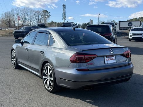 Used 2018 Volkswagen Passat 3.6 image 6
