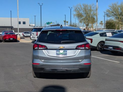 Used 2024 Chevrolet Equinox LT image 4