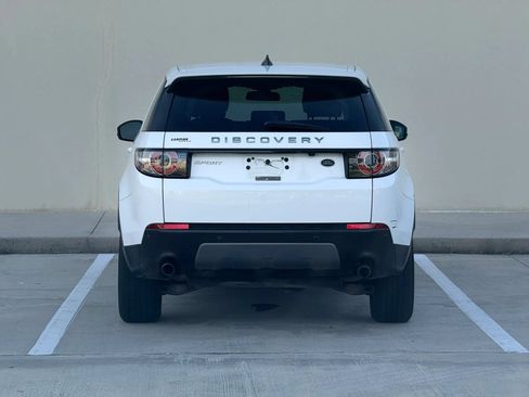 Used 2018 Land Rover Discovery Sport SE AWD/4WD image 6