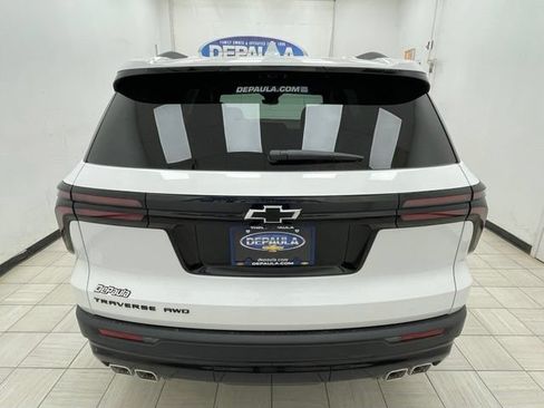 New 2026 Chevrolet Traverse LT w/ Midnight/Sport Edition AWD/4WD image 19