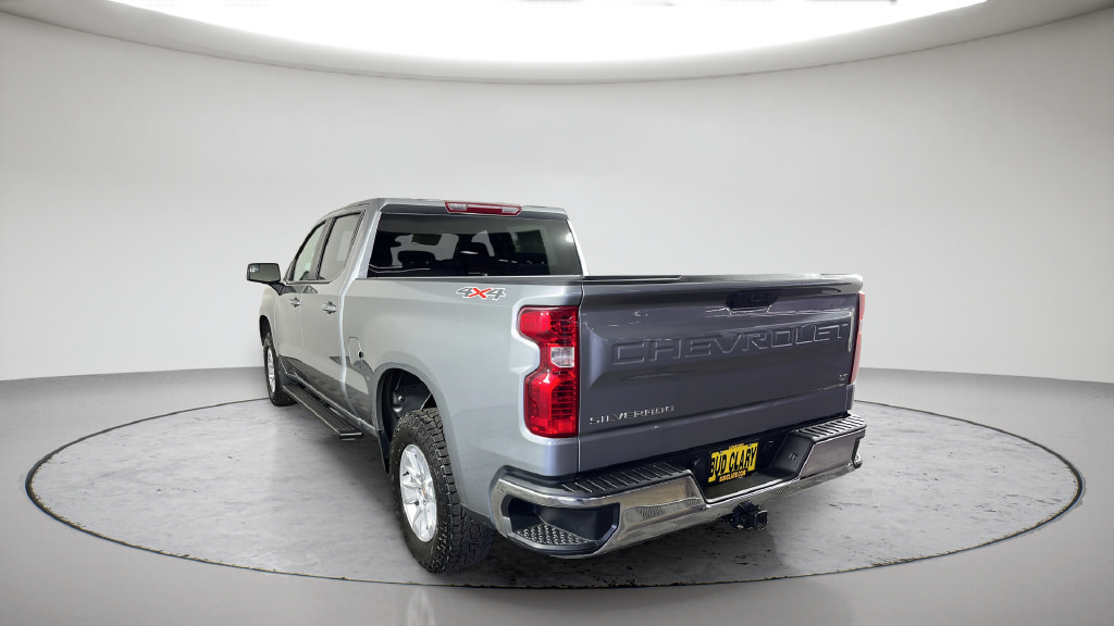 Used 2024 Chevrolet Silverado 1500 LT AWD/4WD image 11