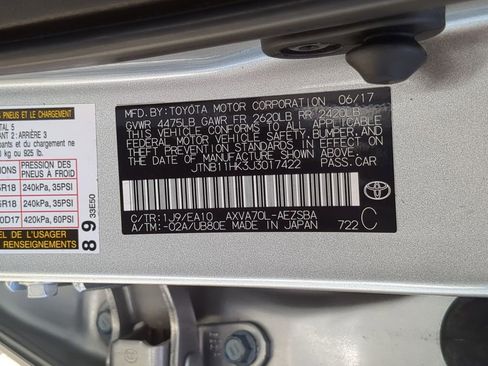 Used 2018 Toyota Camry SE w/ Moonroof Package FWD image 27