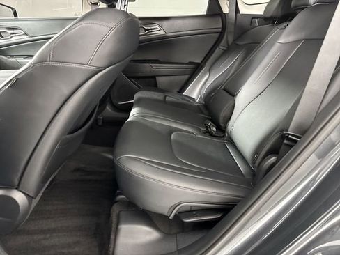 Used 2025 Kia Sportage EX AWD/4WD image 22