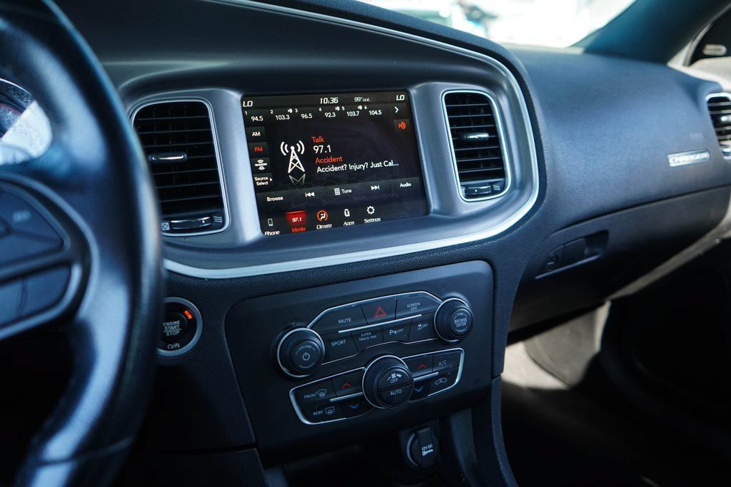 Used 2022 Dodge Charger GT RWD image 8