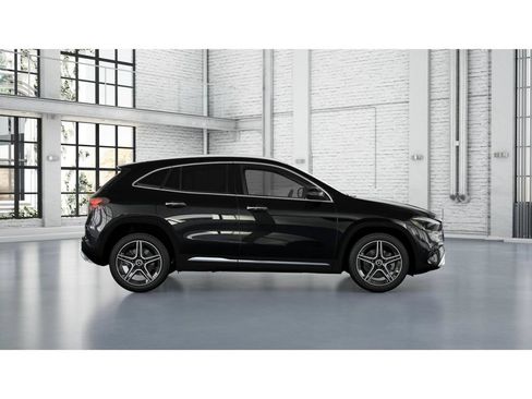 New 2026 Mercedes-Benz GLA 250 4MATIC image 2