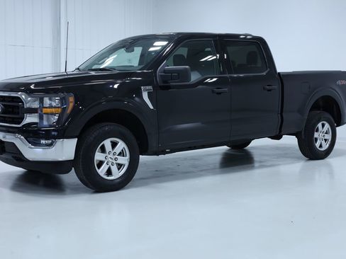 Used 2023 Ford F150 XLT w/ Equipment Group 301A Mid image 3