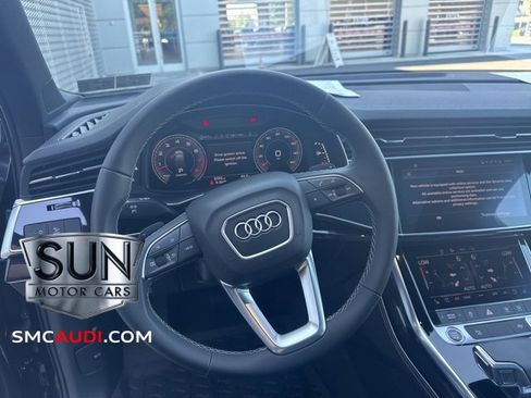 Used 2025 Audi Q7 3.0T Premium Plus image 40