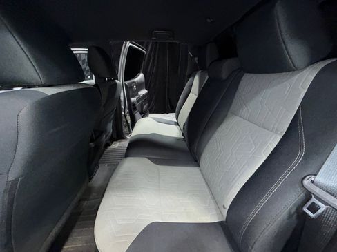 Used 2021 Toyota Tacoma TRD Off-Road w/ Technology Package image 17