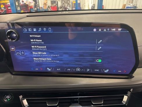 New 2026 Chevrolet Traverse LT FWD image 18