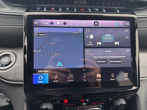 Used 2022 Jeep Grand Cherokee Limited image 17